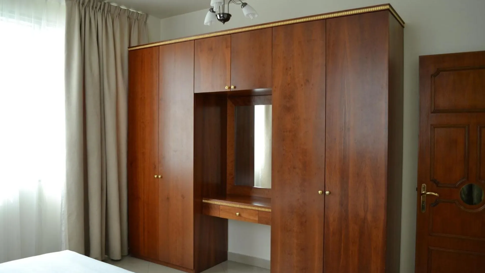 Abu Dhabi Plaza Hotel Apartments Abu Dhabi
